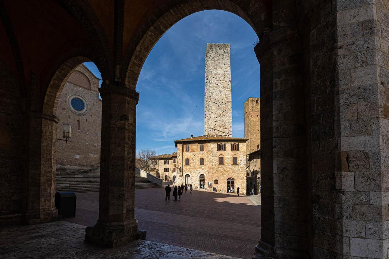 Torre Salvucci Maggiore Medieval Tower Experience San Gimignano Bagian luar foto