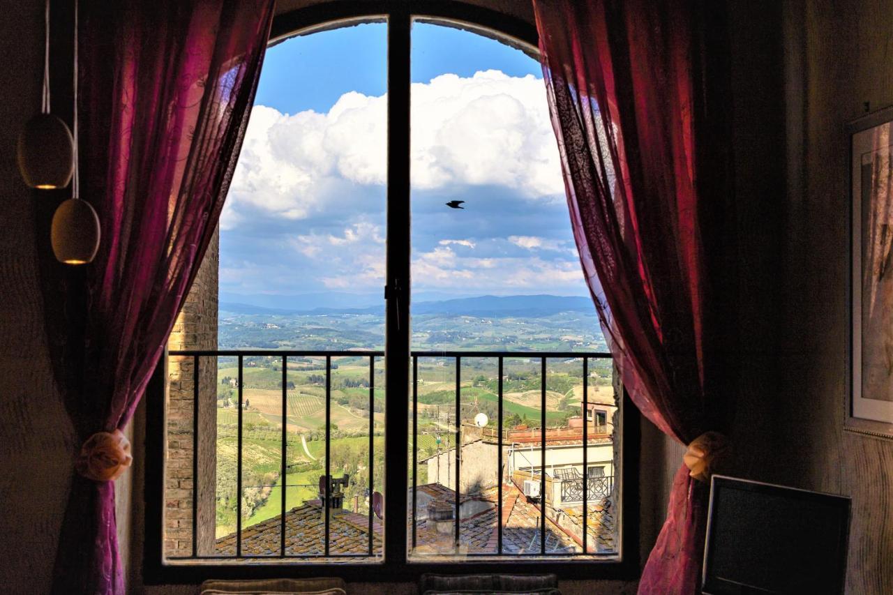 Torre Salvucci Maggiore Medieval Tower Experience San Gimignano Bagian luar foto