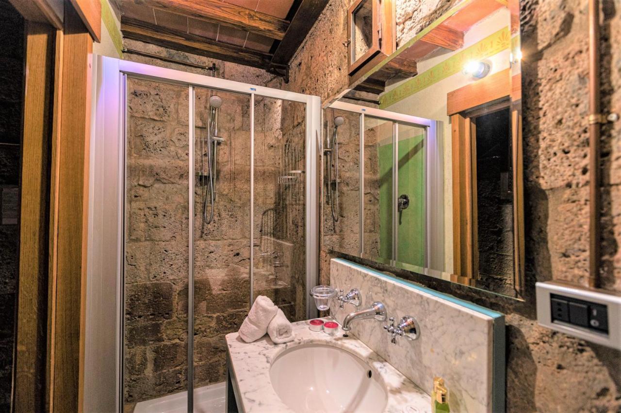Torre Salvucci Maggiore Medieval Tower Experience San Gimignano Bagian luar foto